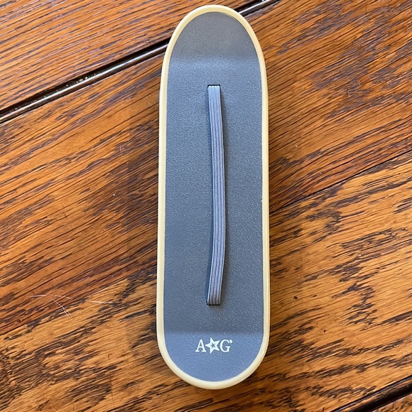 American Girl Skateboard Set - Picture 11 of 12